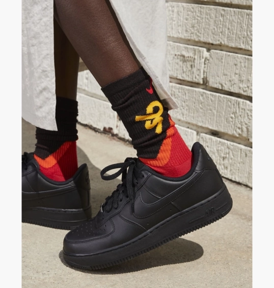 Кроссовки Nike Air Force 1 07 Black DD8959-001 фото 26 — интернет-магазин Tapok