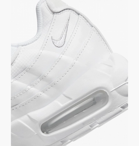Кросівки Nike Air Max 95 Essential White CT1268-100 фото 21 — інтернет-магазин Tapok