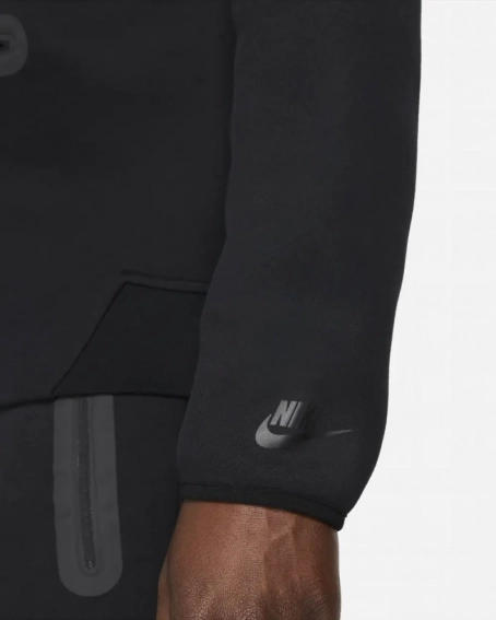 Кофта Nike 1/2 Sportswear Tech Fleece Black FB7998-010 фото 8 — интернет-магазин Tapok