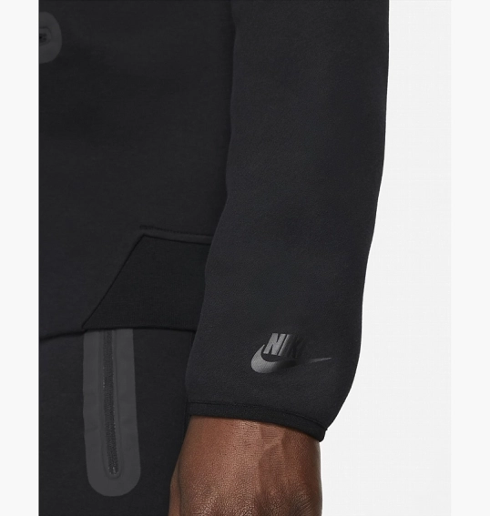 Кофта Nike 1/2 Sportswear Tech Fleece Black FB7998-010 фото 19 — интернет-магазин Tapok