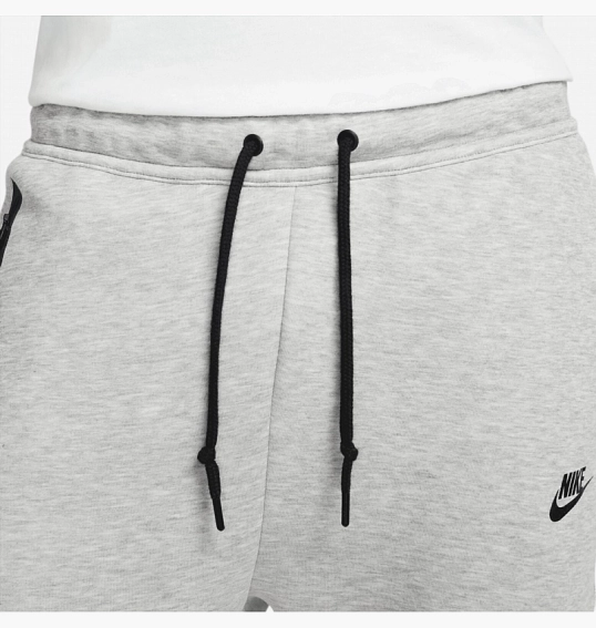 Брюки Nike Tech Fleece Jogger White FB8002-063 фото 14 — интернет-магазин Tapok