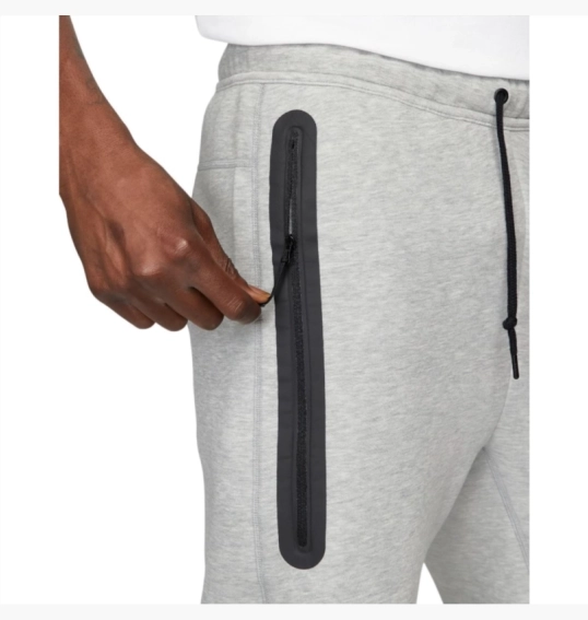 Брюки Nike Tech Fleece Jogger White FB8002-063 фото 23 — интернет-магазин Tapok