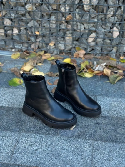 Ботинки женские кожаные черные зимние фото 12 — интернет-магазин Tapok