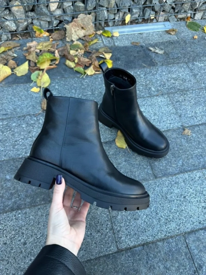Ботинки женские кожаные черные зимние фото 13 — интернет-магазин Tapok