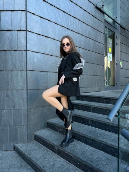 Челси женские кожаные черного цвета на черной подошве зимние фото 8 — интернет-магазин Tapok