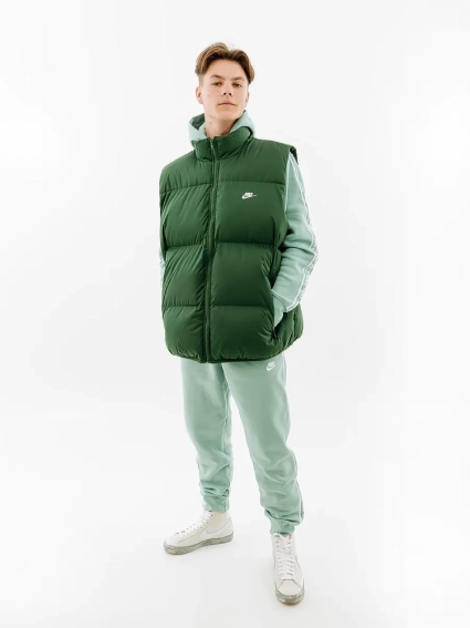 Жилетка Nike CLUB PUFFER FB7373-323 фото 11 — інтернет-магазин Tapok