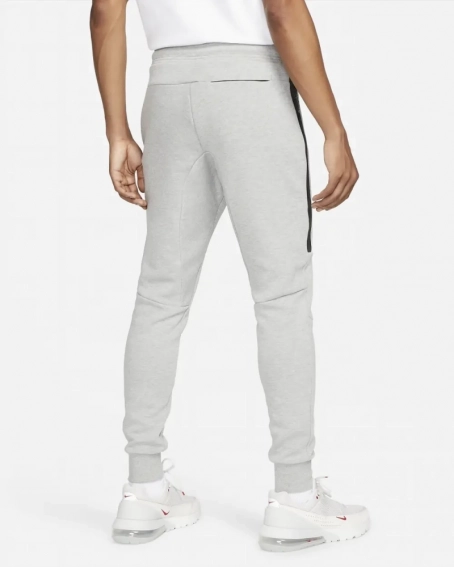 Штани Nike Sportswear Tech Fleece Og Grey FD0739-063 фото 4 — інтернет-магазин Tapok