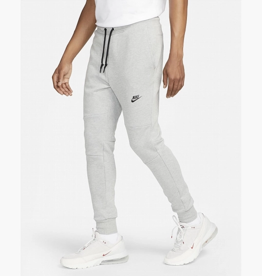 Брюки Nike Sportswear Tech Fleece Og Grey FD0739-063 фото 13 — интернет-магазин Tapok