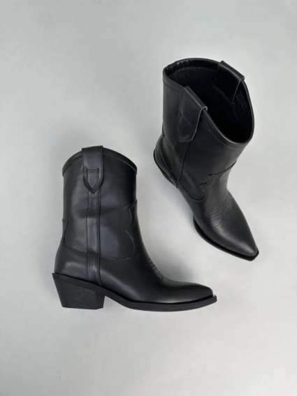 Ботинки ковбойки женские кожаные черного цвета демисезонные фото 12 — интернет-магазин Tapok