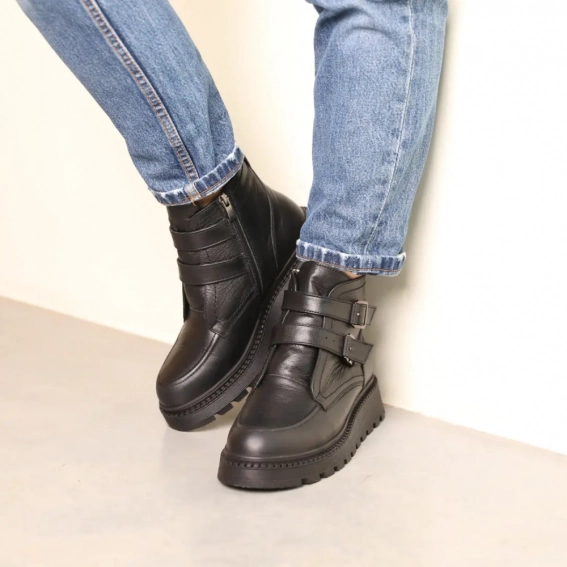 Ботинки кожаные с мехом 587553 Черные фото 1 — интернет-магазин Tapok