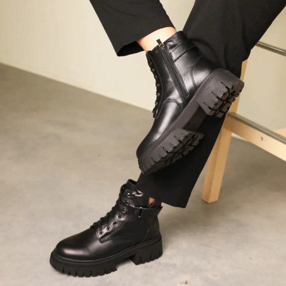 Ботинки кожаные с мехом 587563 Черные фото 7 — интернет-магазин Tapok