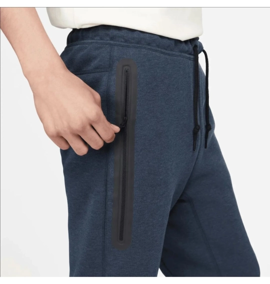 Брюки мужские Nike Sportswear Tech Fleece Joggers (FB8002-473) фото 7 — интернет-магазин Tapok