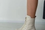 Ботинки женские кожаные молочного цвета зимние Фото 3