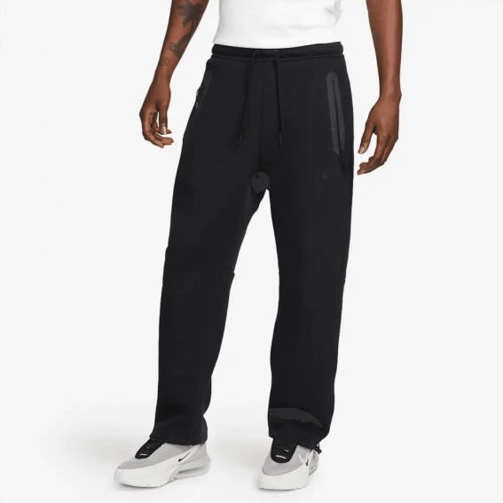 Брюки Nike Sportswear Tech Fleece Pants Black FB8012-010 фото 2 — интернет-магазин Tapok