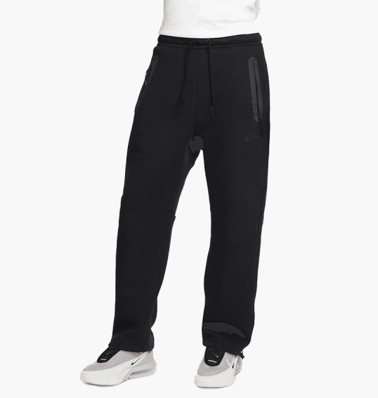 Брюки Nike Sportswear Tech Fleece Pants Black FB8012-010 фото 3 — интернет-магазин Tapok