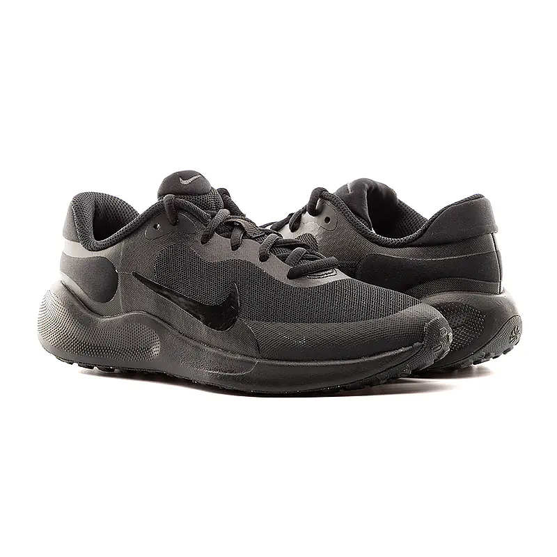 Nike revolution 2025