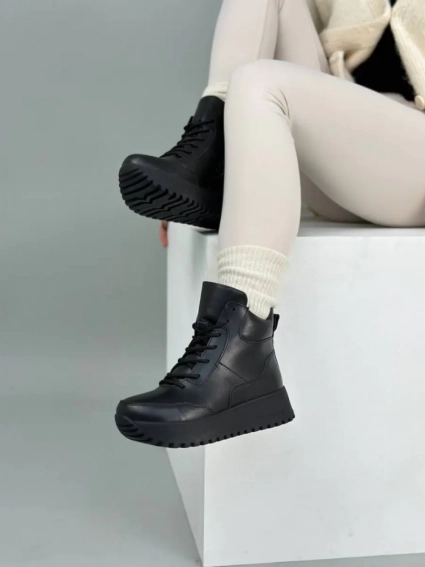 Кроссовки женские кожаные черного цвета зимние фото 2 — интернет-магазин Tapok