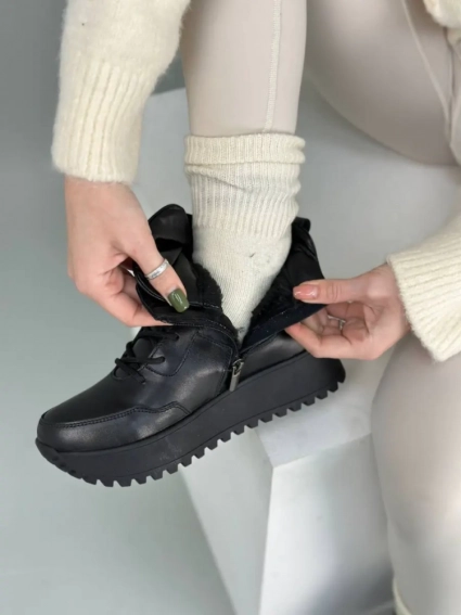 Кроссовки женские кожаные черного цвета зимние фото 5 — интернет-магазин Tapok