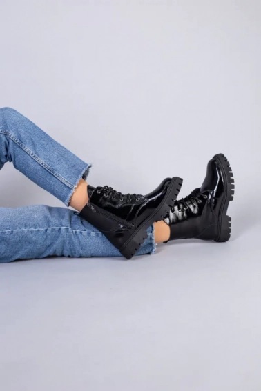 Ботинки женские кожа наплак черные на шнурках и с замком на меху фото 5 — интернет-магазин Tapok