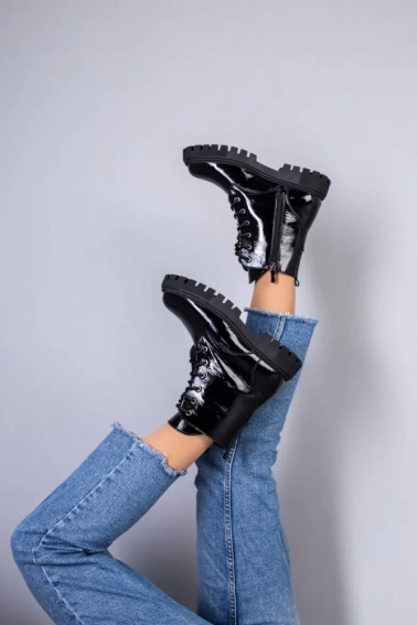 Ботинки женские кожа наплак черные на шнурках и с замком на меху фото 8 — интернет-магазин Tapok