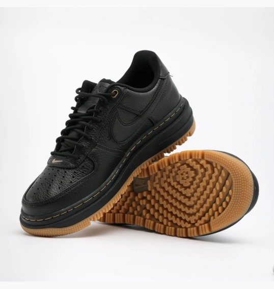 Кроссовки Nike Air Force 1 Luxe Black DB4109-001 фото 17 — интернет-магазин Tapok