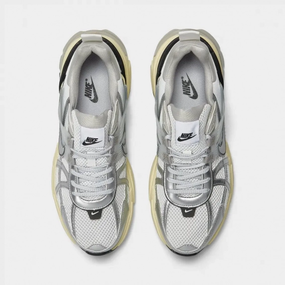 Кросівки Nike Runtekk Grey FD0736-100 фото 6 — інтернет-магазин Tapok
