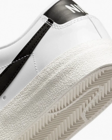 Кросівки Nike Blazer Low '77 White DC4769-102 фото 9 — інтернет-магазин Tapok