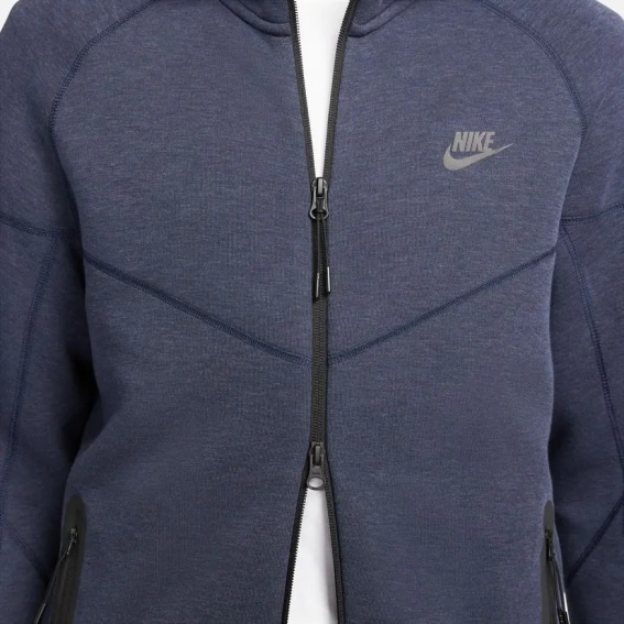 Толстовка Nike TCH FLC FZ WR HOODIE FB7921-473 фото 3 — інтернет-магазин Tapok