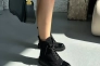 Черевики жіночі замшеві чорного кольору з лаковим носком зимові Фото 1