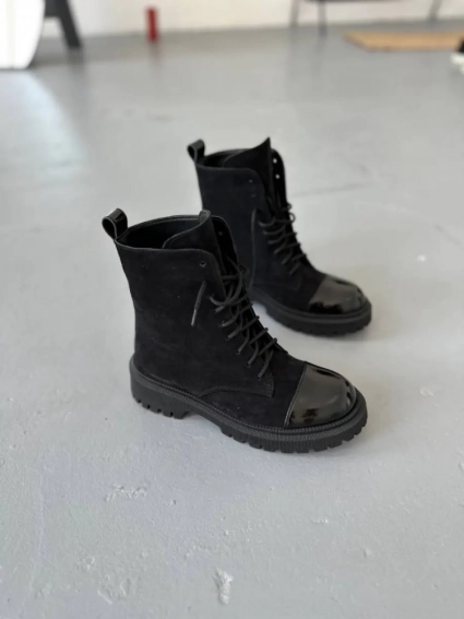 Ботинки женские замшевые черного цвета с лаковым носком зимние фото 10 — интернет-магазин Tapok
