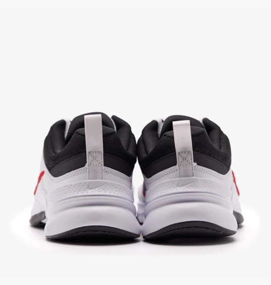 Кроссовки Nike Defy All Day White DJ1196-101 фото 16 — интернет-магазин Tapok