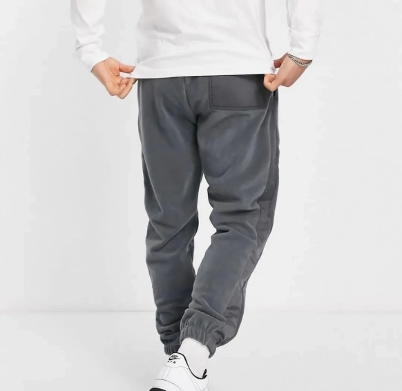 Штани Nike Teddy Fleece Grey DD4892-068 фото 2 — інтернет-магазин Tapok