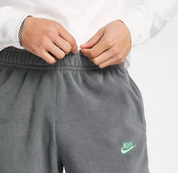 Штани Nike Teddy Fleece Grey DD4892-068 фото 3 — інтернет-магазин Tapok