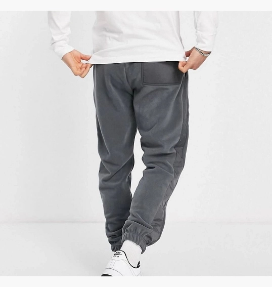 Штани Nike Teddy Fleece Grey DD4892-068 фото 5 — інтернет-магазин Tapok
