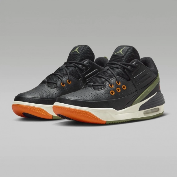 Чоловічі кросівки NIKE JORDAN MAX AURA 5 DZ4353-003 фото 2 — інтернет-магазин Tapok