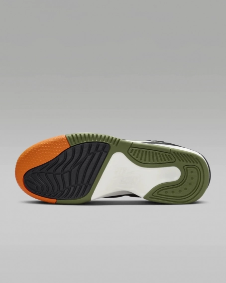 Чоловічі кросівки NIKE JORDAN MAX AURA 5 DZ4353-003 фото 3 — інтернет-магазин Tapok