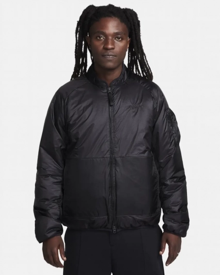 Куртка Nike Sportswear Tech Therma-Fit Loose Insulated Jacket Black FB7858-010 фото 2 — интернет-магазин Tapok
