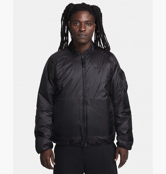Куртка Nike Sportswear Tech Therma-Fit Loose Insulated Jacket Black FB7858-010 фото 13 — интернет-магазин Tapok
