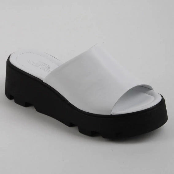 Шлепанцы женские кожаные 340161  Fashion Белый фото 1 — интернет-магазин Tapok