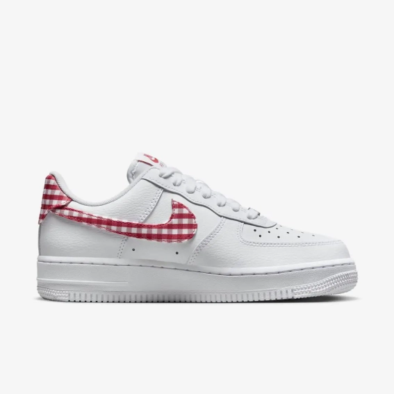 Кроссовки Nike WMNS AIR FORCE 1 07 ESS TREND DZ2784-101 фото 3 — интернет-магазин Tapok
