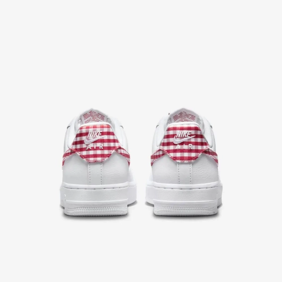 Кроссовки Nike WMNS AIR FORCE 1 07 ESS TREND DZ2784-101 фото 5 — интернет-магазин Tapok