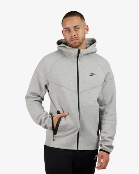 Толстовка чоловіча Nike Tech Fleece Full-Zip Hoodie Grey FB7921-063 фото 2 — інтернет-магазин Tapok