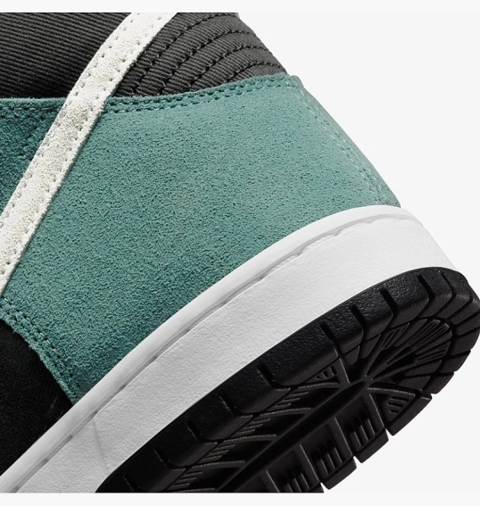 Кросівки Nike Sb Dunk High Pro Black/Green Dq3757-300 фото 14 — інтернет-магазин Tapok