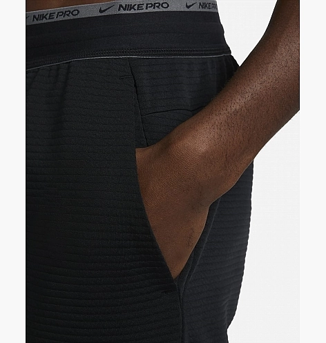 NIKE M NK NPC FLEECE PANT DV9910-010 фото 5 — интернет-магазин Tapok