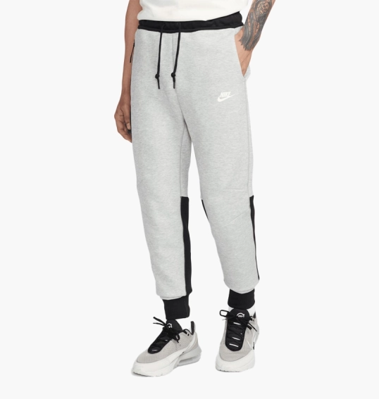 Штани Nike Tech Fleece Jogger Grey FB8002-064 фото 11 — інтернет-магазин Tapok