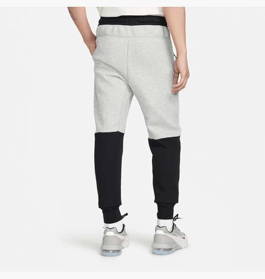 Штани Nike Tech Fleece Jogger Grey FB8002-064 фото 13 — інтернет-магазин Tapok