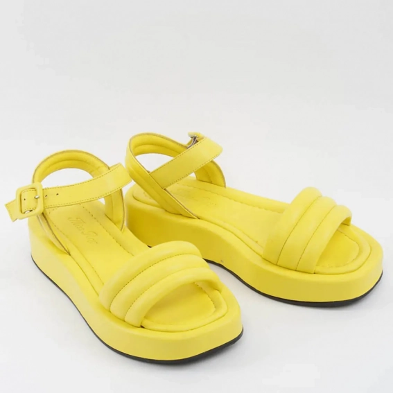 Босоніжки жіночі шкіряні 338585 Fashion Жовтий фото 4 — інтернет-магазин Tapok