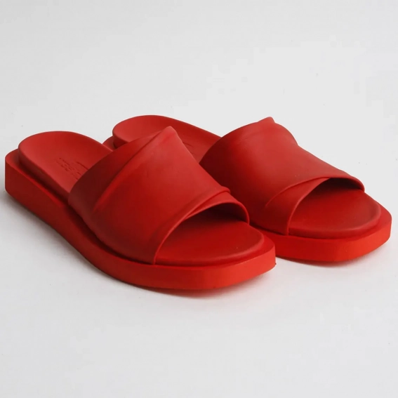 Шлепанцы женские кожаные 340405  Fashion Красный фото 4 — интернет-магазин Tapok