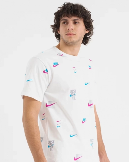 Футболки чоловічі NIKE M NSW TEE M90 12MO LBR AOP DZ2991-100 фото 3 — інтернет-магазин Tapok