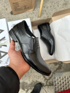Мужские туфли кожаные весенне-осенние черные Ava 38